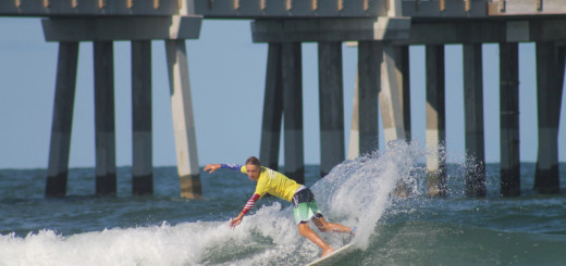 ESA competitor tearing it up in front of Jennette's Pier.