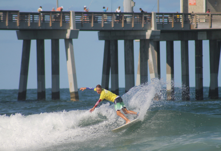 ESA competitor tearing it up in front of Jennette's Pier.