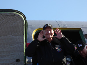 Lt. Colonel Gail Halvorsen (USAF, Ret.) addressing the crowd before taking flight for the candy bombing run.