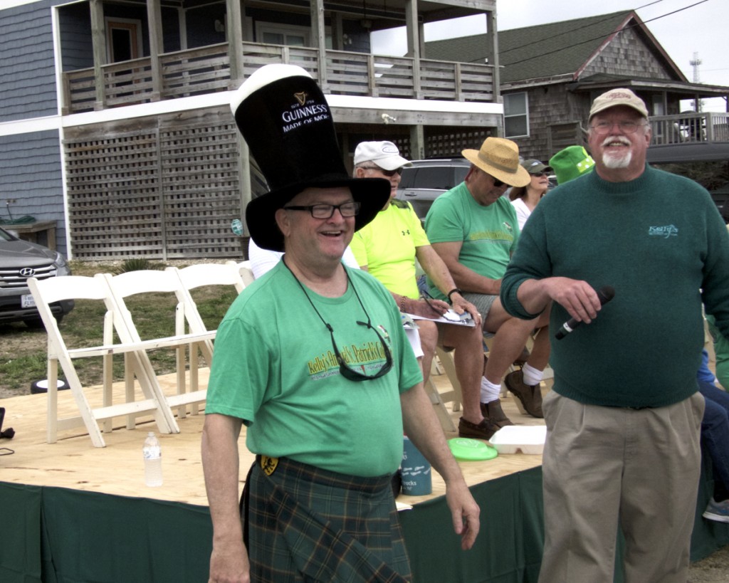 Mike Kelly and Master of Ceremonies Bob Muller. Bob did an outstanding job of announcing the participants as they passed the review stand.